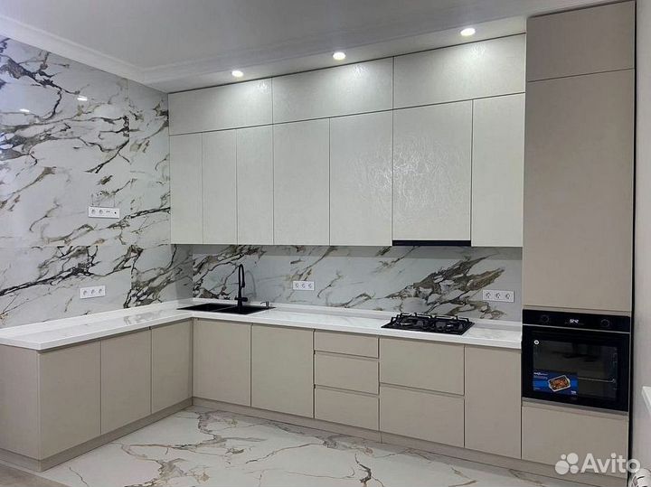 Кухни на индивидуальный заказ