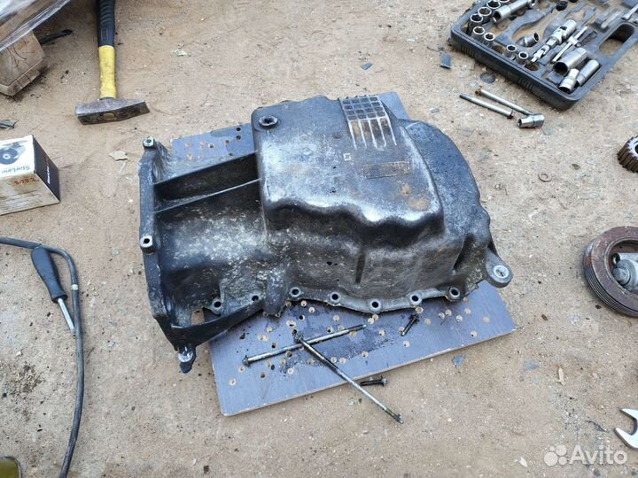 Поддон двигателя на Лада Ларгус K4M