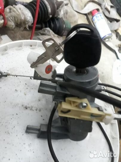 Замок зажигания Mitsubishi Lancer CS