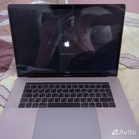Apple MacBook pro 15 2016