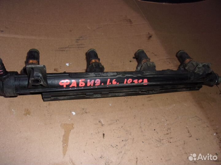 Форсунка топливная Skoda Fabia 2.2007-2014г