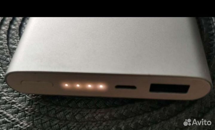 Xiaomi повербанк 10000 серебро