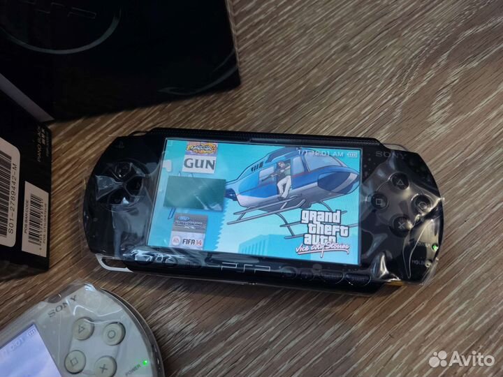 Прошитая PSP 1006 8Gb+буран игр