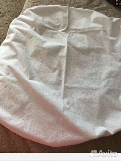 Круглый матрас, наматрасник, простынь на резинке