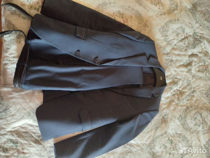 Школьный костюм