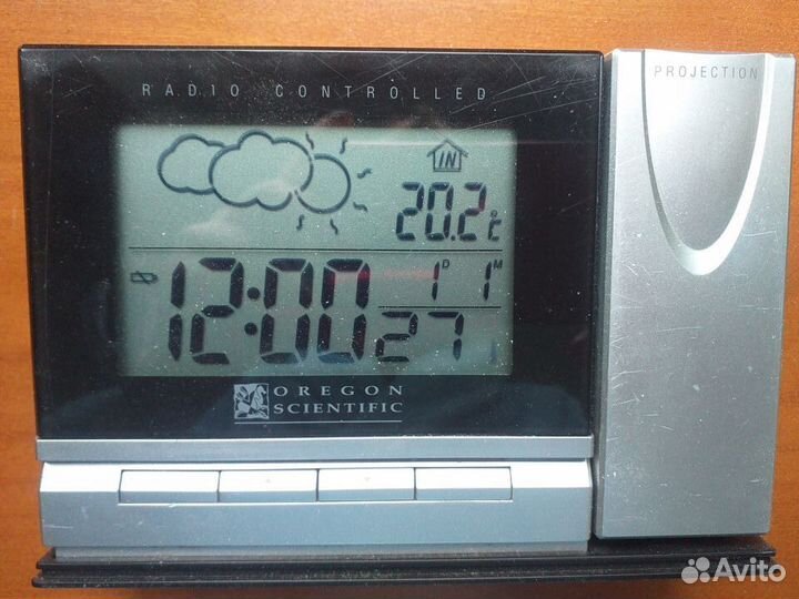 Погодная станция, часы с проекцией