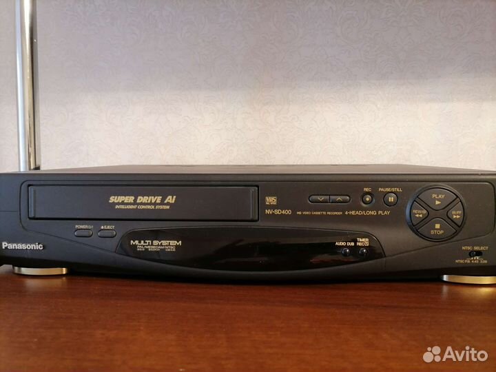 Видеомагнитофон panasonic