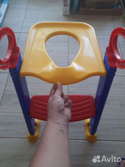 Сидушка на унитаз со ступенькой