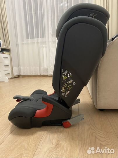 Britax romer kidfix2R Universal 15-36кг. Isofix