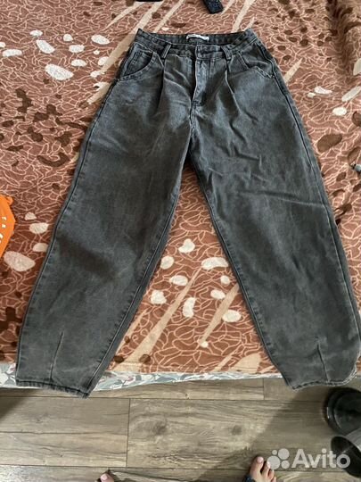 Джинсы