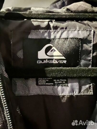 Микропуховик Quiksilver