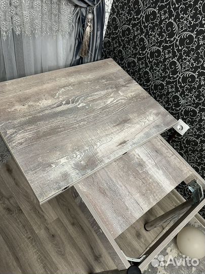 Кухонный стол бу