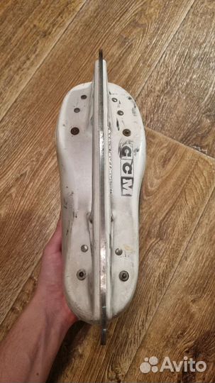 Хоккейные коньки (вратарские) - CCM