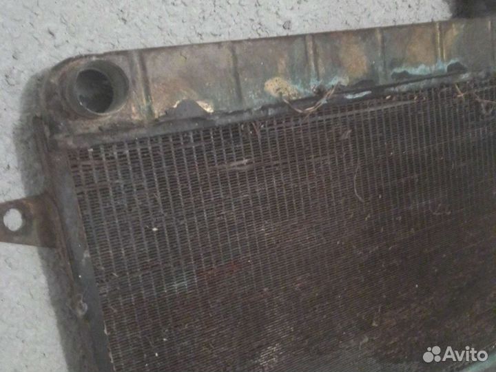 Радиатор Нива 2121