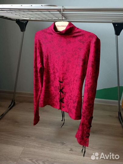 Водолазка со шнуровкой