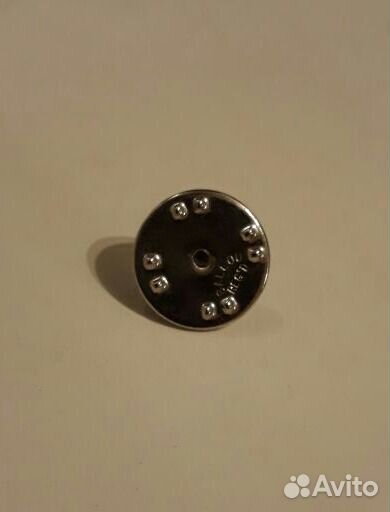 Значок французской радиостанции Европа 1