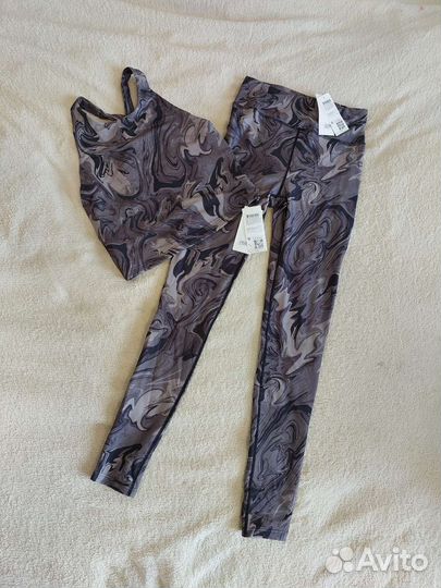 Костюм для фитнеса новый р.40-42