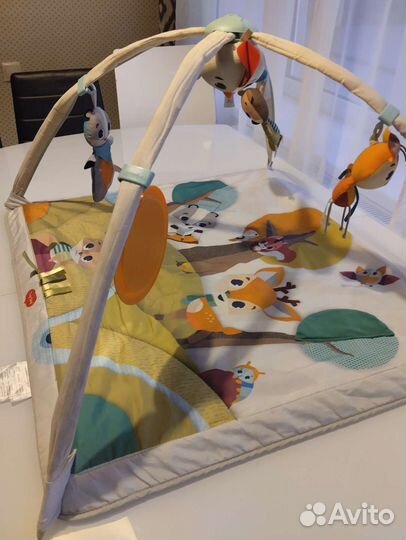 Развивающий детский коврик tiny love