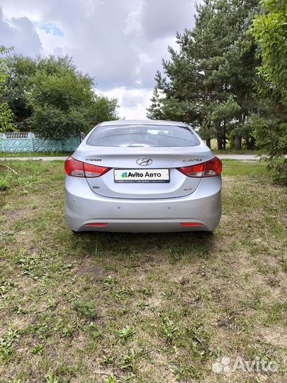 Hyundai Elantra 1.6 AT, 2011, 165 240 км