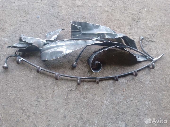 Кованая Ключница