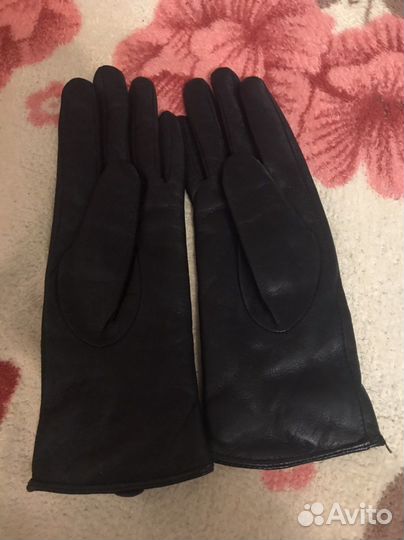Перчатки