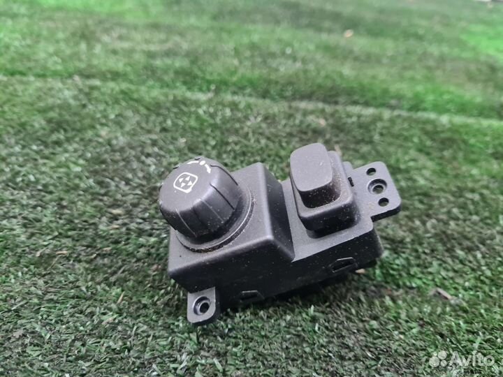 Блок управления зеркалами Ssangyong Actyon C200