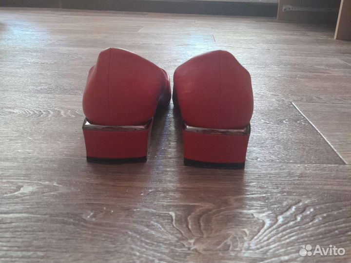 Туфли женские 39 размер