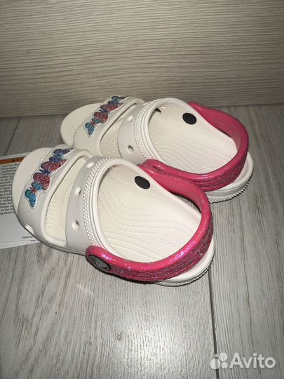 Сандалии crocs