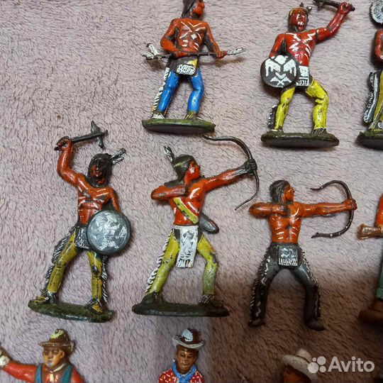 Солдатики индейцы и ковбои Cromoplasto