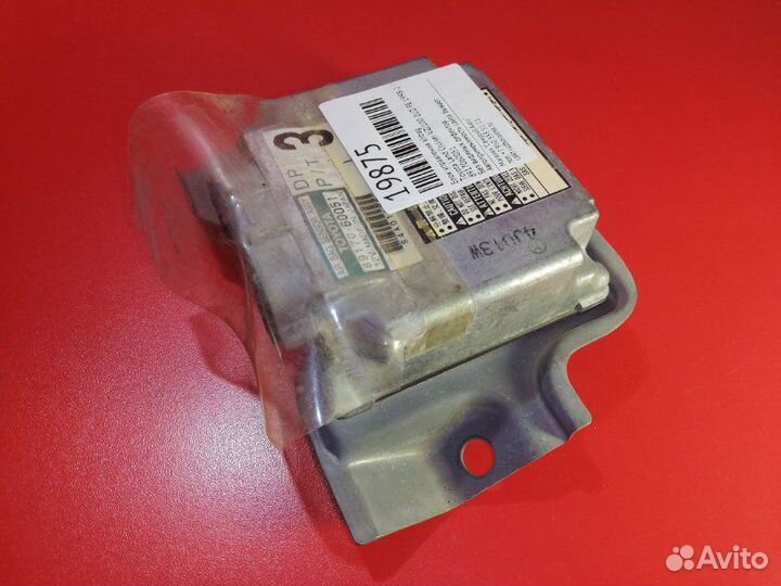 Блок управления airbag Toyota Land Cruiser UZJ100