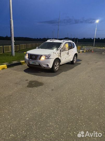 Nissan Terrano 2.0 AT, 2019, битый, 82 000 км