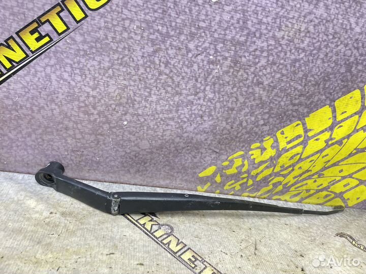 Поводок стеклоочистителя передний левый Mazda CX7