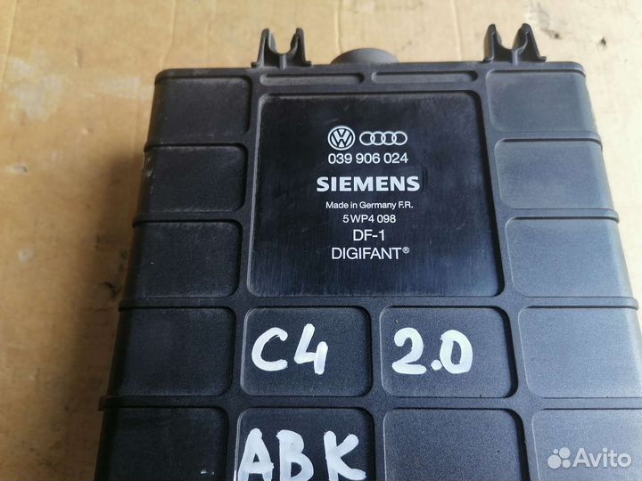 Блок эбу Audi 100 C4,2.0, 039906024