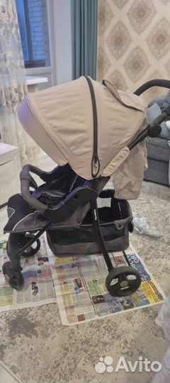 Прогулочная коляска