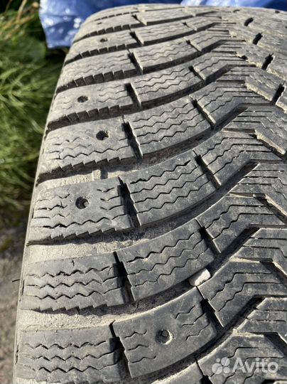 Michelin Latitude X-Ice North 2 + 235/55 R18