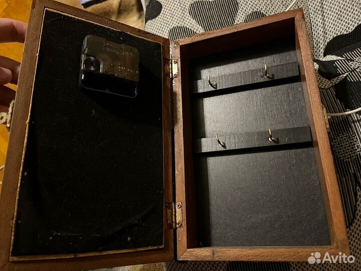 Ключница настенная из дерева