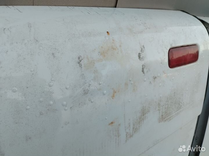 Задние двери Ford Transit Connect 1