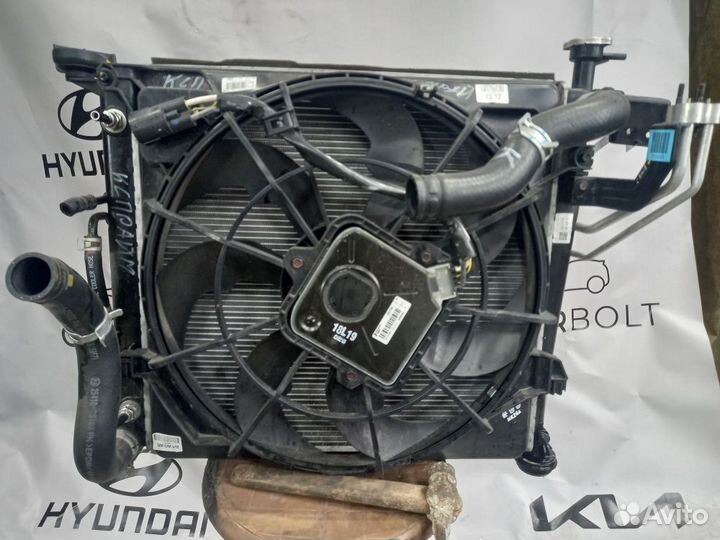 Вентилятор охлаждения радиатора Kia Sorento UM