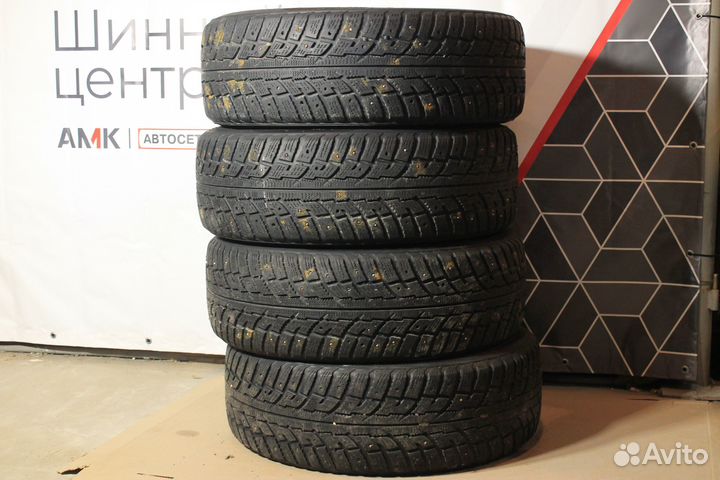 Kumho I'Zen RV Stud KC16 225/65 R17 106T