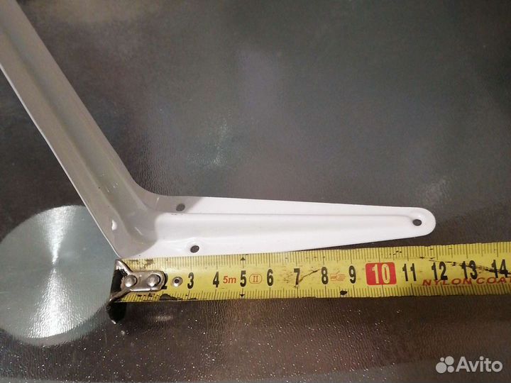 Уголок металлический