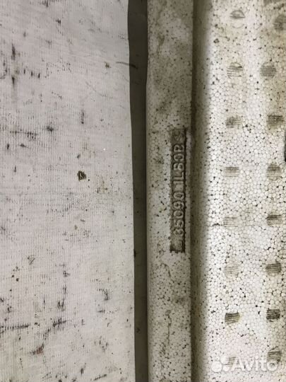 Наполнитель заднего бампера Nissan Patrol (Y62) VI