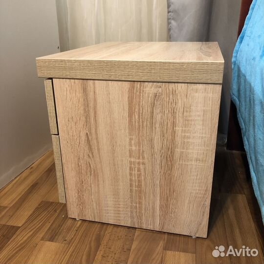 Тумба прикроватная