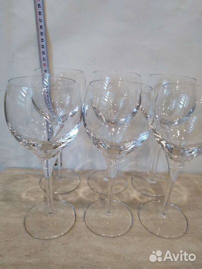 Хрустальные бокалы, фужеры для вина 