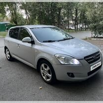 Kia Ceed 1.6 AT, 2007, 190 000 км, с пробегом, цена 760 000 руб.