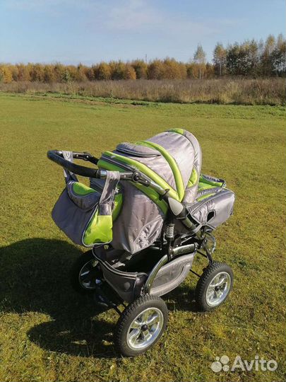 Коляска 3 в 1. Отправим любым видом доставки. Торг