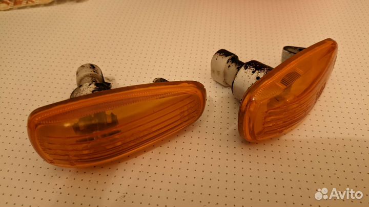 Поворотники заводские для Калины 3шт
