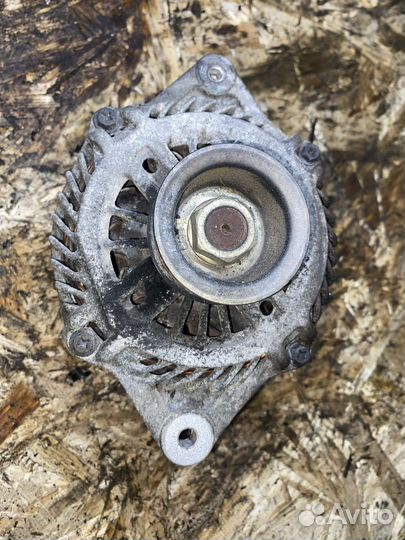 Генератор EJ20Y Subaru Legacy BP5 23700AA520