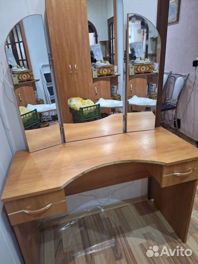 Трюмо трельяж с зеркалом