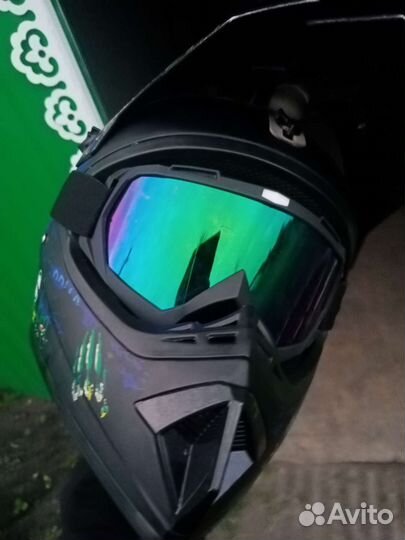 Кроссовый шлем