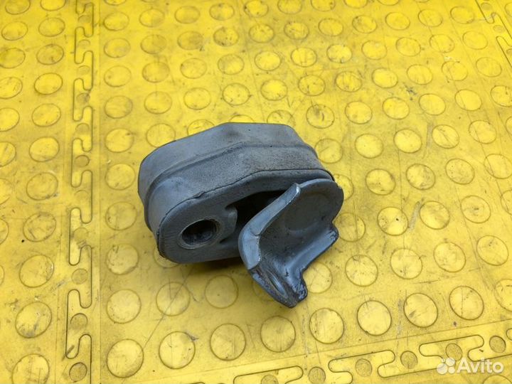 Подушка глушителя Skoda Rapid CWV 678727 2019